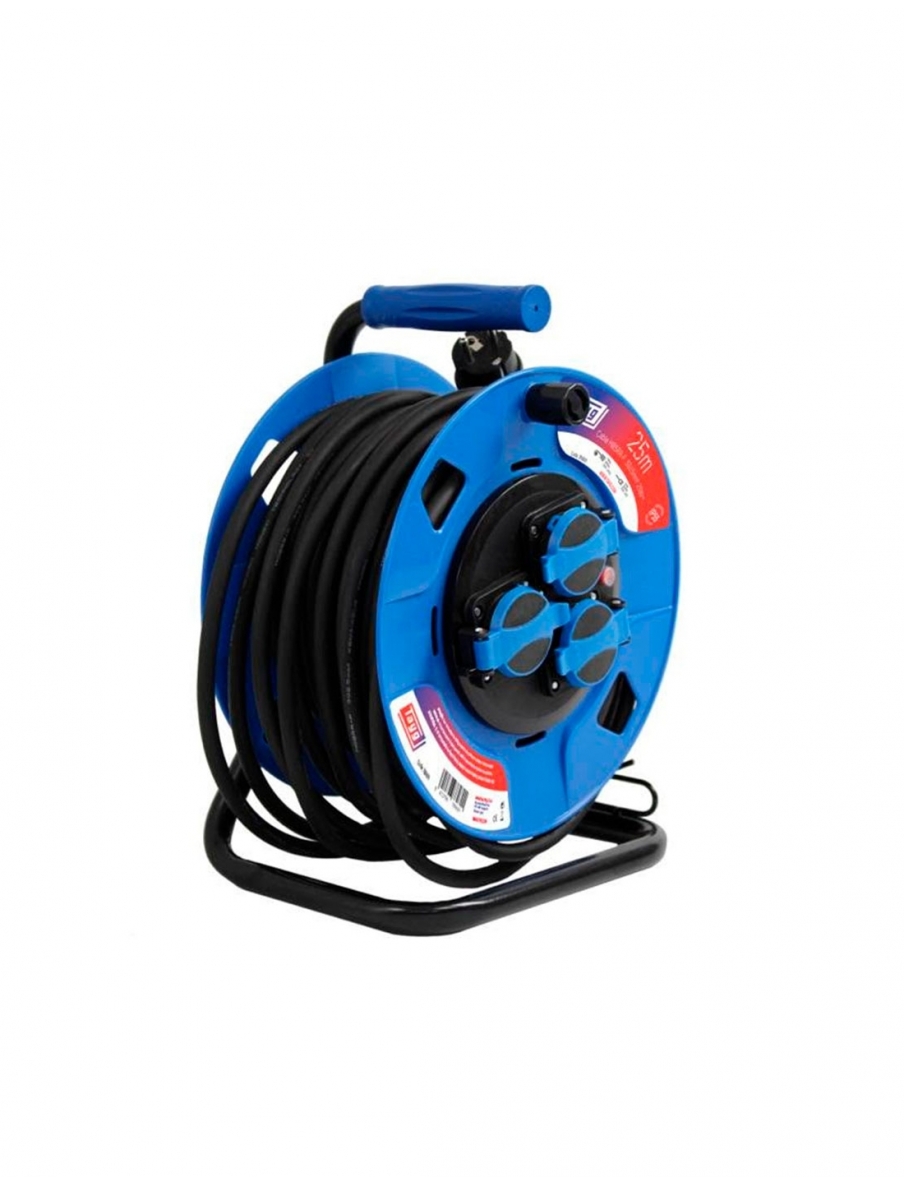 Enrrollacable de 25m con 3 Tomas IP55...